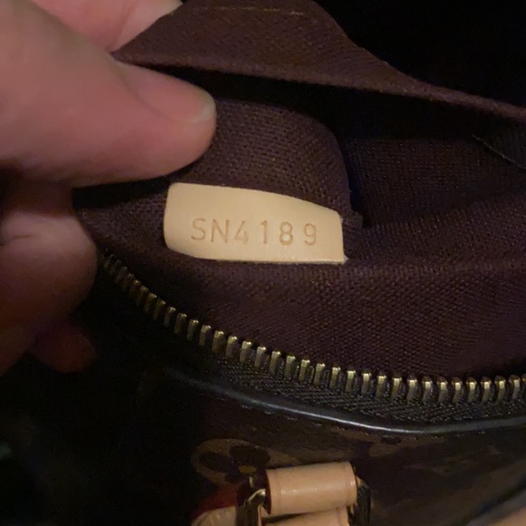 Louis Vuitton Rivoli Crossbody - Picture 14 of 14